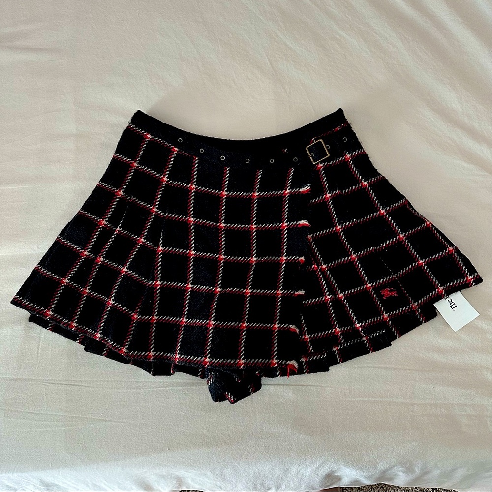 NWT Burberry Plaid Pleated Wool Skort